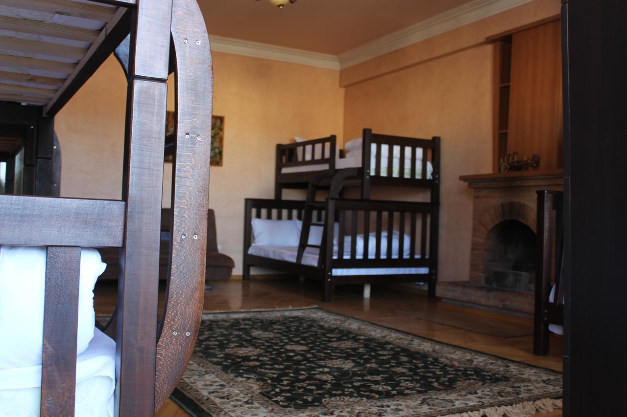 Herrmas Hostel Tbiliszi Kültér fotó