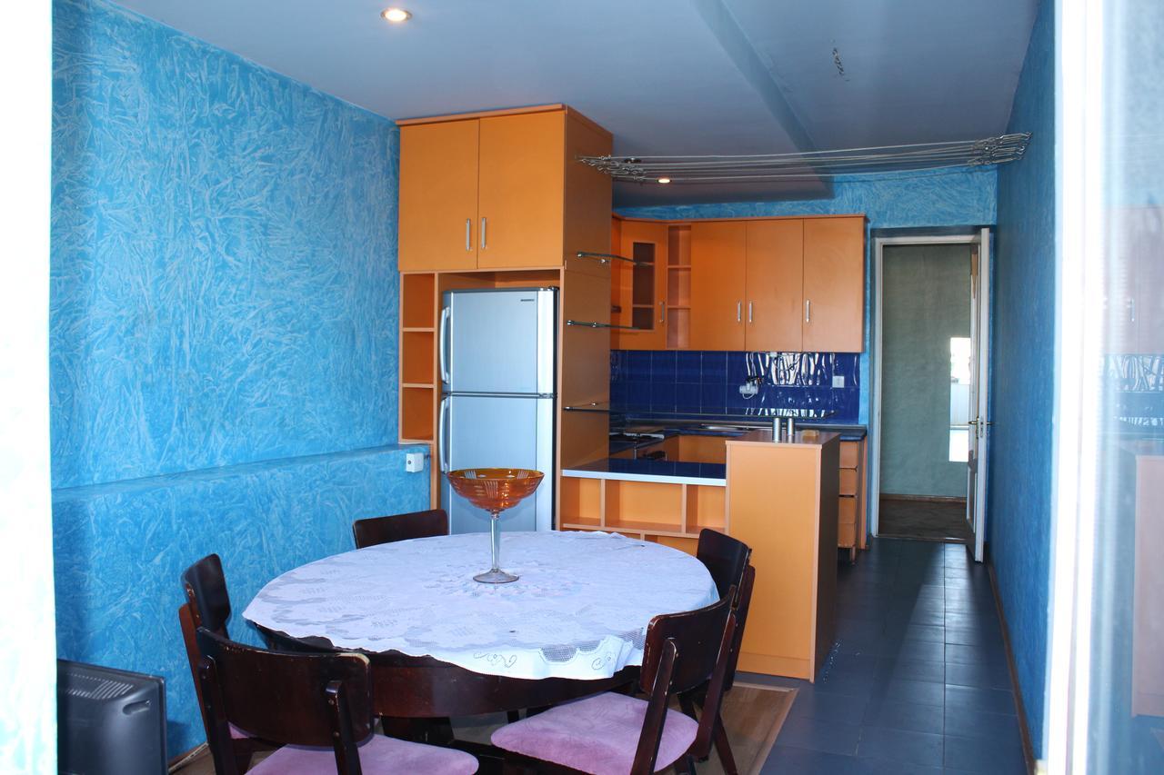 Herrmas Hostel Tbiliszi Kültér fotó