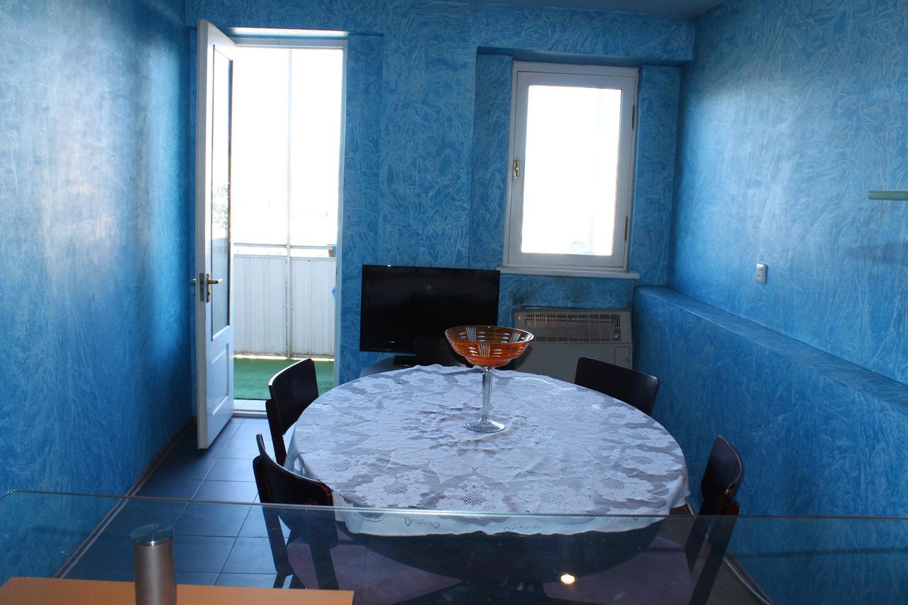 Herrmas Hostel Tbiliszi Kültér fotó