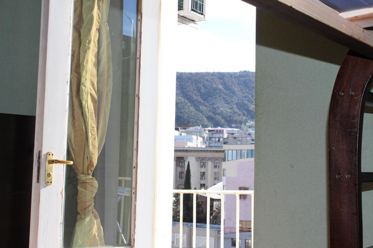 Herrmas Hostel Tbiliszi Kültér fotó